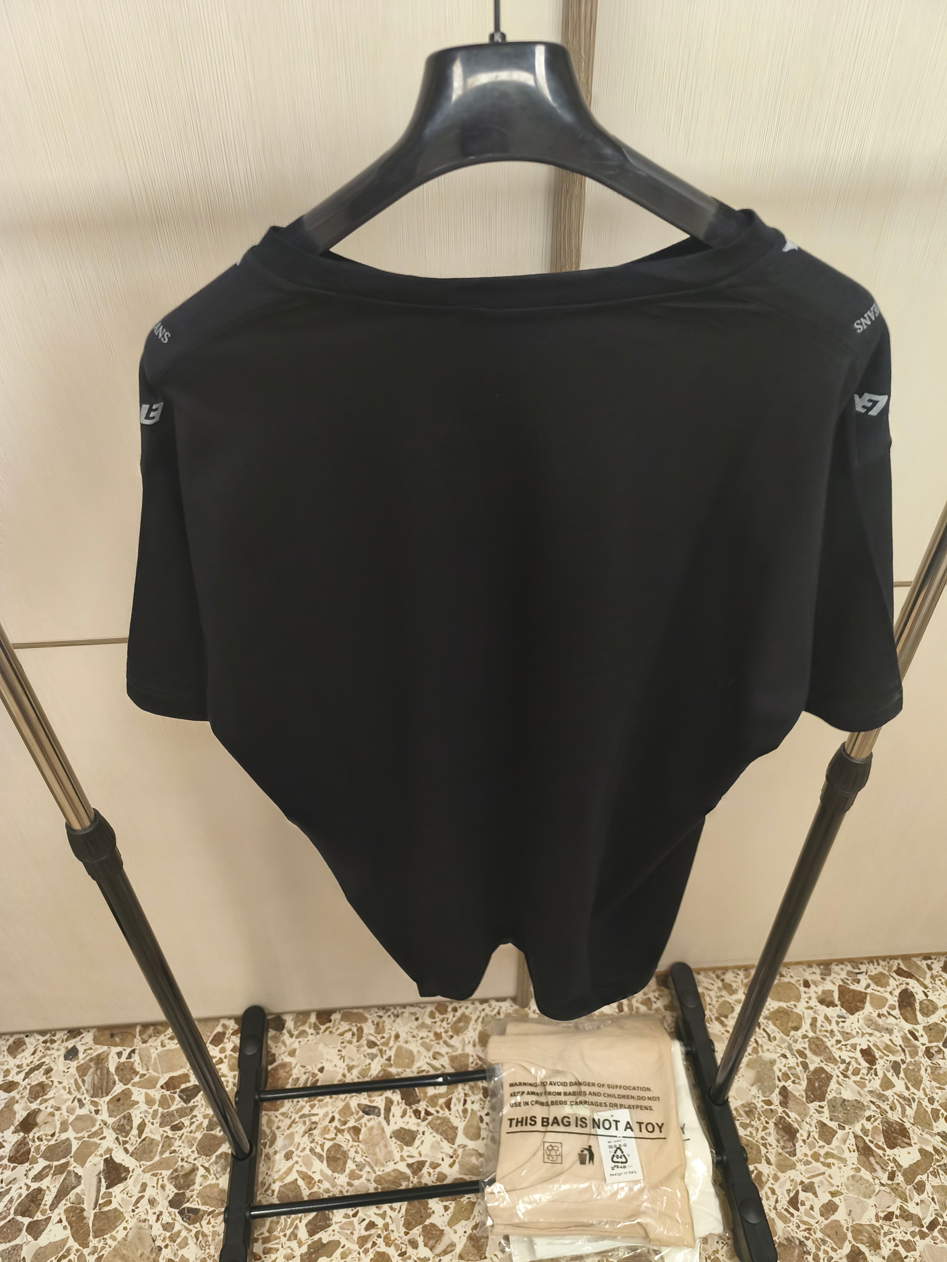 T-shirt Emporio One jeans  foto 2